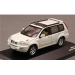 NISSAN X-TRAIL GT 2005 WHITE PEARL 1:43 J-Collection Auto Stradali Modellino