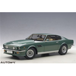 ASTON MARTIN V8 VANTAGE 1985 GREEN 1:18 AutoArt Auto Stradali Modellino