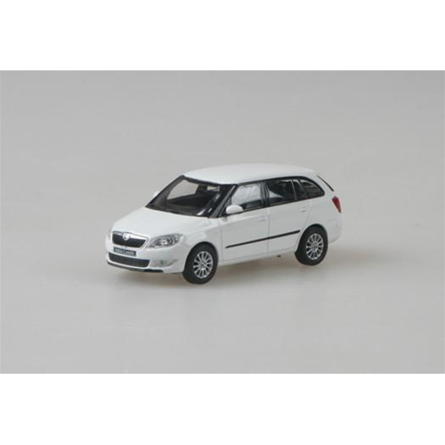 SKODA FABIA II FACELIFT COMBI 2012 WHITE CANDY 1:43 Abrex Auto Stradali Modellino