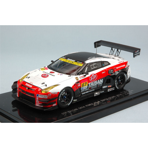 NISSAN GT-R N.67 SUPER GT300 2014 N.YOKOMIZO-S.MITSUYAMA-K.MINEO 1:43 Ebbro Auto Competizione Modellino