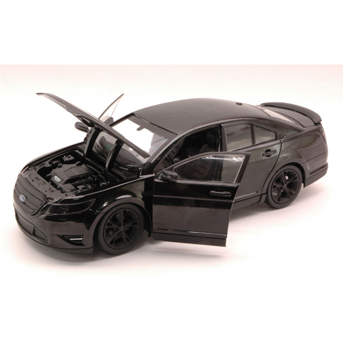 FORD TAURUS SHO 2012 "MEN IN BLACK 3" 1:24 Greenlight Movie Modellino