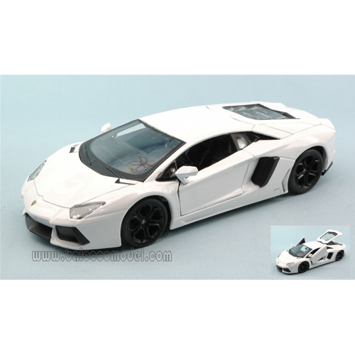 LAMBORGHINI AVENTADOR LP700-4 2011 WHITE 1:24 Maisto Auto Stradali Modellino