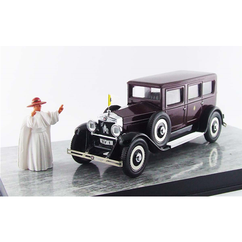 FIAT 525 PAPA PIO XI PERSONAL CAR 1929 WITH PAPA FIGURE 1:43 Rio Personaggi Storici Modellino