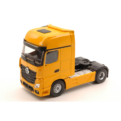 MERCEDES ACTROS MP4 GIGASPACE 4x2 YELLOW 1:50 Holland Oto Camion Modellino