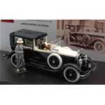 ISOTTA FRASCHINI 8A TORPEDO RODOLFO VALENTINO 1925 + 2 FIGURE LIM.100 1:43 Rio Movie Modellino