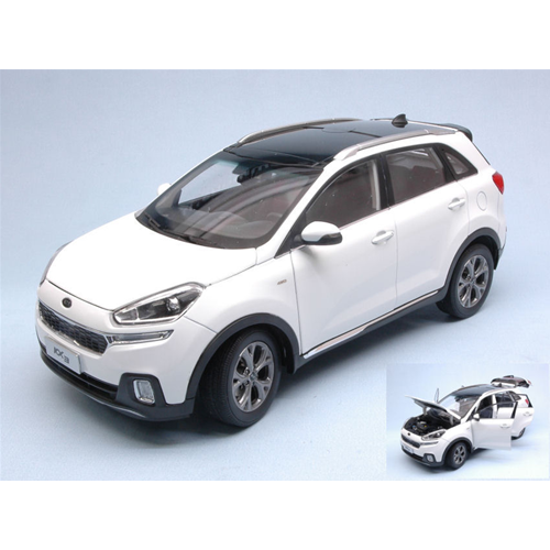 KIA KX3 2015 WHITE 1:18 Paudi Model Auto Stradali Modellino