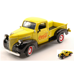 PLYMOUTH PICK UP 1941YELLOW COCA COLA 1:24 Motorcity Classics Veicoli Commerciali Modellino