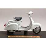 VESPA 125 GRAN TURISMO 1966 WHITE 1:18 Maisto Moto Modellino