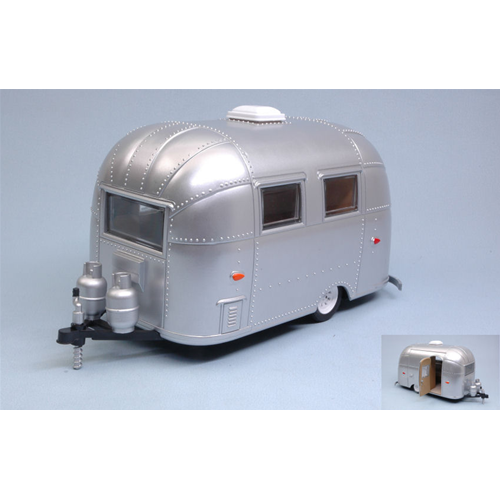 ROULOTTE BAMBI AIRSTREAM POLISHED SILVER 1:24 Greenlight Auto Stradali Modellino