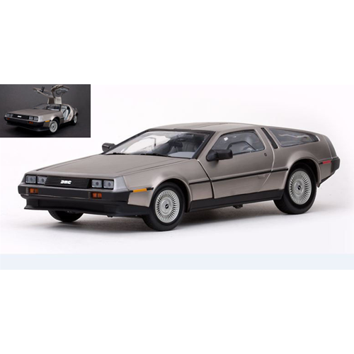DE LOREAN DMC 12 COUPE' LK 1981 STAINLESS STEEL FINISH 1:18 SunStar Auto Stradali Modellino