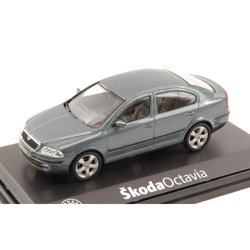 SKODA OCTAVIA 2004 METALLIC GREY GRAPHITE 1:43 Abrex Auto Stradali Modellino