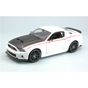 FORD MUSTANG STREET RACER 2014 WHITE/BLACK 1:24 Maisto Auto Stradali Modellino