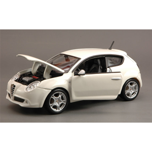 ALFA ROMEO MITO 2008 WHITE 1:24 Burago Auto Stradali Modellino