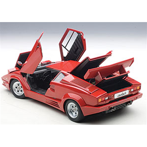 LAMBORGHINI COUNTACH 1990 VERSIONE 25° ANNIVERSARIO RED 1:18 AutoArt Auto Stradali Modellino