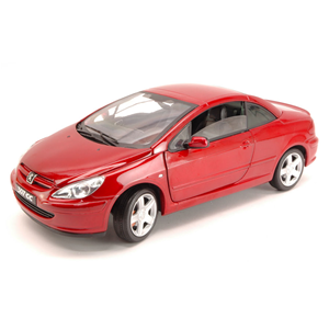PEUGEOT 307 CONVERTIBLE 2003 RED 1:18 Solido Auto Stradali Modellino