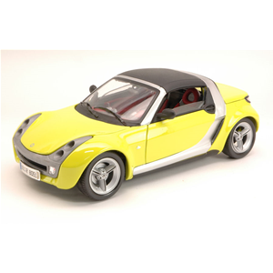 SMART ROADSTER 1999 YELLOW 1:18 Burago Auto Stradali Modellino