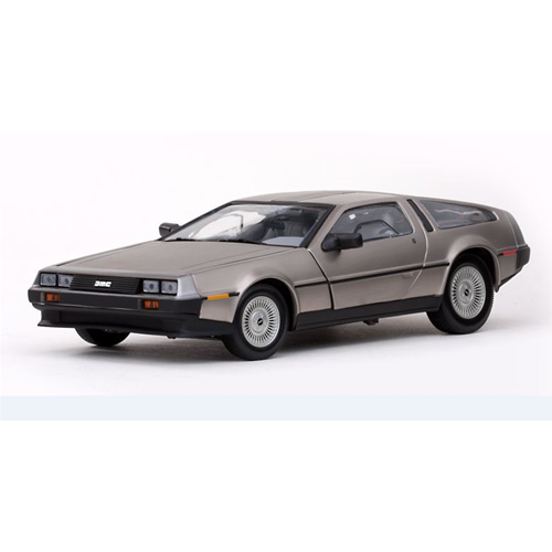 DE LOREAN DMC 12 COUPE' LK 1981 STAINLESS STEEL FINISH 1:18 SunStar Auto Stradali Modellino