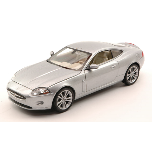 JAGUAR XK 150 COUPE' 2006 SILVER 1:24 Welly Auto Stradali Modellino