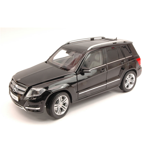 MERCEDES GLK 300 4MATIC 2013 BLACK GT EDITION 1:18 Welly Auto Stradali Modellino