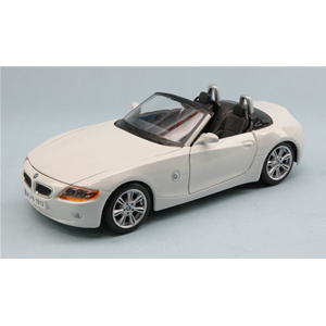 BMW Z4 2002 WHITE 1:24 Burago Auto Stradali Modellino