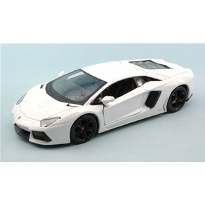 LAMBORGHINI AVENTADOR LP700-4 2011 WHITE 1:24 Maisto Auto Stradali Modellino