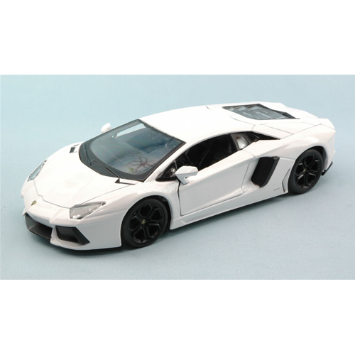 LAMBORGHINI AVENTADOR LP700-4 2011 WHITE 1:24 Maisto Auto Stradali Modellino