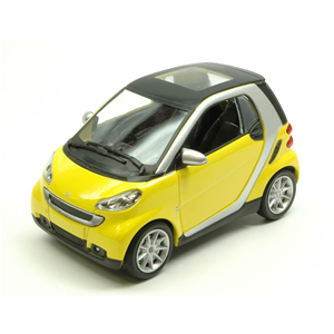 SMART FORTWO II SERIE 2007 YELLOW 1:24 New Ray Auto Stradali Modellino
