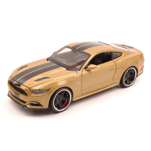 FORD MUSTANG GT 2015 METALLIC GOLD WITH BLACK STRIPES 1:24 Maisto Tuning Modellino