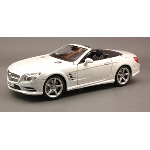 MERCEDES SL500 CONVERTIBLE 2012 METALLIC WHITE 1:18 Maisto Auto Stradali Modellino