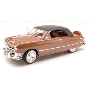 FORD CONVERTIBLE SOFT TOP 1950 METALLIC BRONZE 1:18 Maisto Auto Stradali Modellino