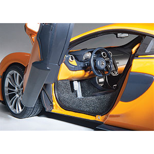 MC LAREN 570S ORANGE 2016 WITH SILVER WHEELS 1:18 AutoArt Auto Stradali Modellino