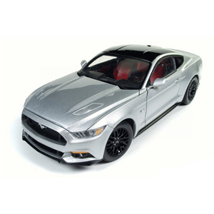 FORD MUSTANG COUPE' 2017 SILVER 1:18 Auto World Auto Stradali Modellino
