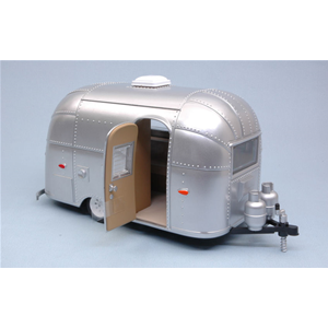 ROULOTTE BAMBI AIRSTREAM POLISHED SILVER 1:24 Greenlight Auto Stradali Modellino
