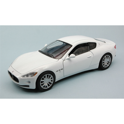MASERATI GRAN TURISMO 2007 PEARL WHITE 1:24 MotorMax Auto Stradali Modellino