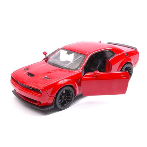 DODGE CHALLENGER SRT HELLCAT WIDEBODY 2018 RED 1:24 MotorMax Auto Stradali Modellino