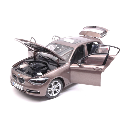 BMW F20 (1 Series) 2010 SPARKLING BRONZE 1:18 Paragon Models Auto Stradali Modellino