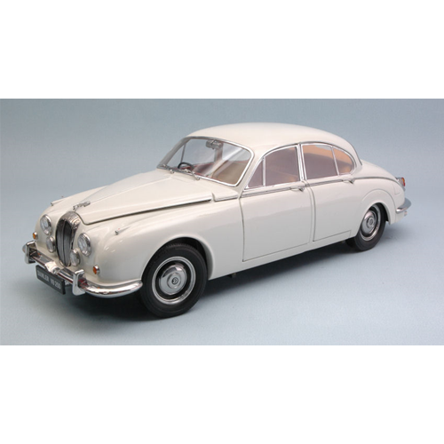 JAGUAR XJ6 SERIES 1 2.8 1971 RHD OLD ENGLISH WHITE 1:18 Paragon Models Auto Stradali Modellino