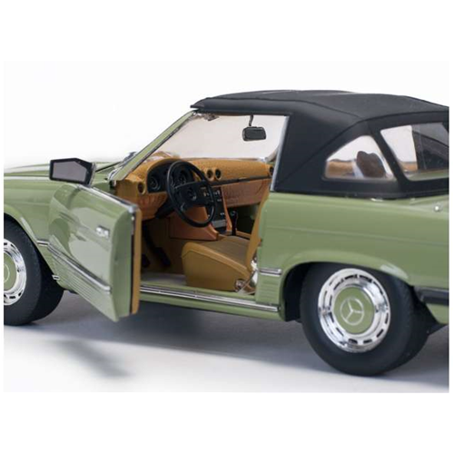 MERCEDES 350 SL 1977 LIGHT GREEN METALLIC 1:18 SunStar Auto Stradali Modellino