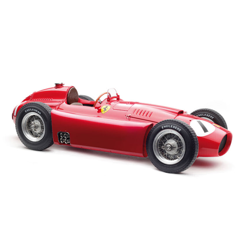 FERRARI D50 J.M.FANGIO 1956 N.1 WINNER ENGLAND GP 1:18 CMC Auto Stradali Modellino