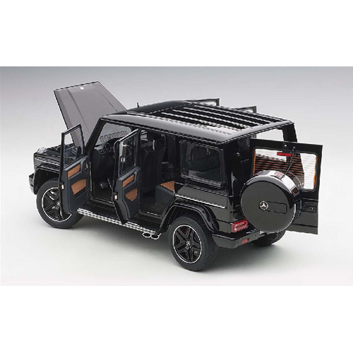MERCEDES AMG G 63 2017 GLOSS BLACK FULL OPENINGS 1:18 AutoArt Auto Stradali Modellino