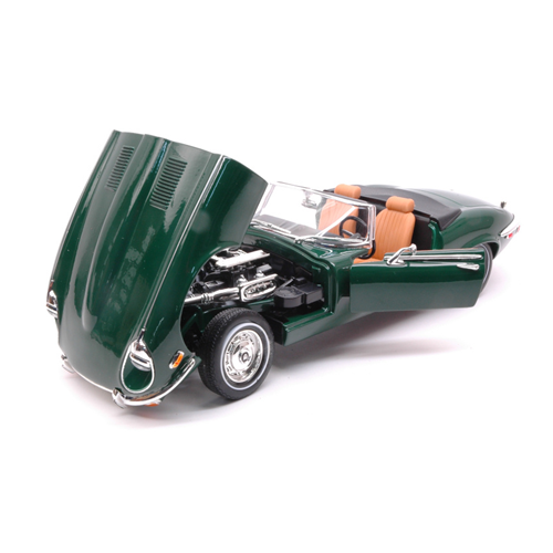 JAGUAR E-TYPE 1971 GREEN 1:18 Lucky Die Cast Auto Stradali Modellino