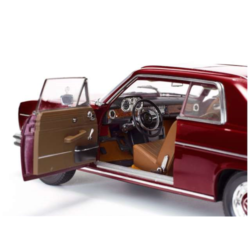 MERCEDES 280 C/8 COUPE' 1973 RED 1:18 SunStar Auto Stradali Modellino
