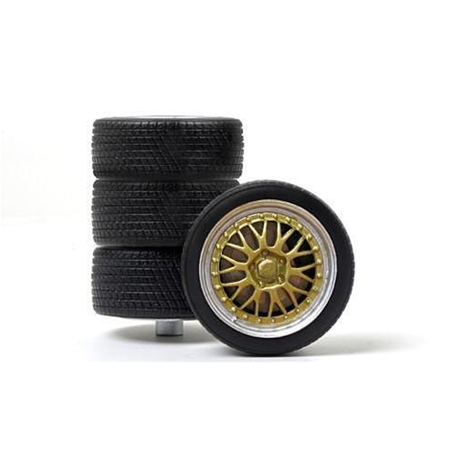 SET 4 GOMME 1:18 Neo Scale Models Tuning Modellino