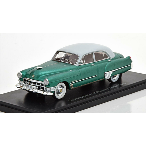 CADILLAC SERIES 62 TOURING SEDAN 1949 METALLIC GREEN/GREEN 1:43 Neo Scale Models Auto Stradali Modellino