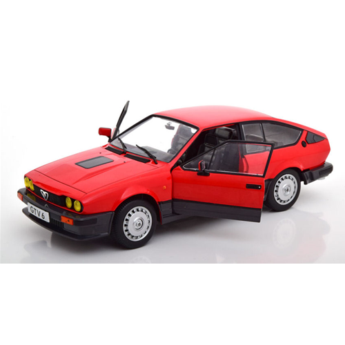 ALFA ROMEO GTV6 1984 RED 1:18 Solido Auto Stradali Modellino