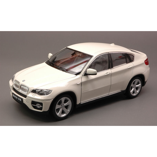 BMW X6 2009 WHITE 1:24 Welly Auto Stradali Modellino