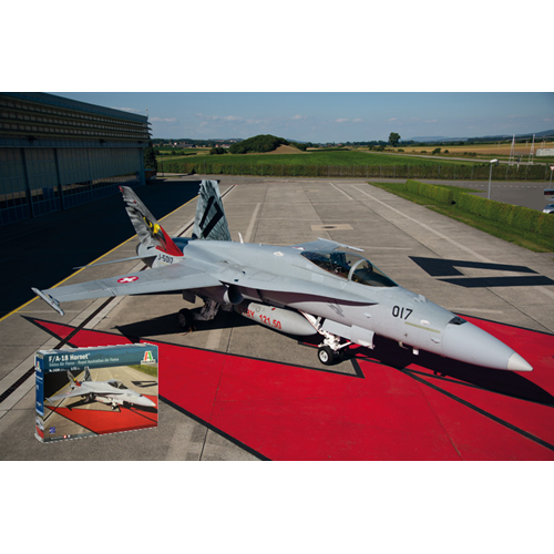 F/A 18 HORNET SUISSE A.F./RAAF KIT 1:72 Italeri Kit Aerei Modellino