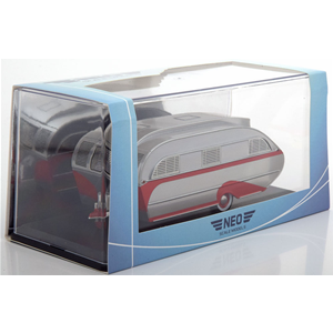 AERO FLITE FALCON 1947 TRAVEL TRAILER SILVER/RED 1:43 Neo Scale Models Campers-Roulottes Modellino