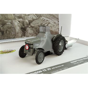 COFANETTO TRATTORE FERGUSON TEA 20 + ARATRO 1:32 Universal Hobbies Mezzi Agricoli e Accessori Modellino