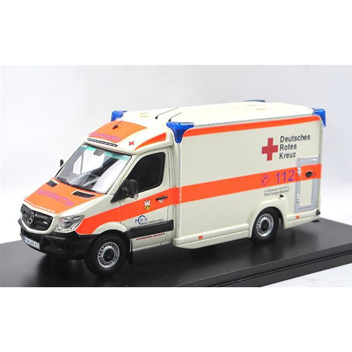 MERCEDES SPRINTER DEUTSCHES ROTES KREUZ 2018 1:43 Matrix Scale Models Ambulanze Modellino